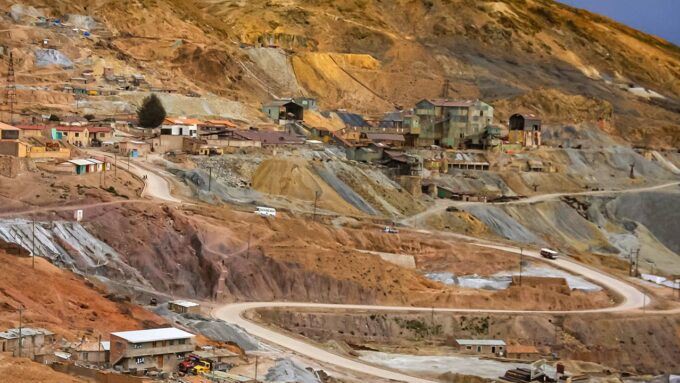 silver-mining-680x0-c-center silver-mining-680x0-c-center